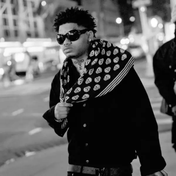 No Love Rapper Chain WavyTheProducer - Streets Show No Love